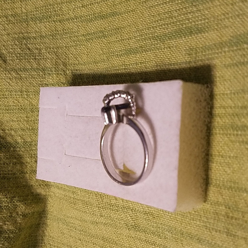 Pretty Ring - image 2